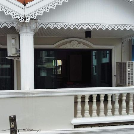 Highwood Mansion Bed & Breakfast Pattaya Dış mekan fotoğraf