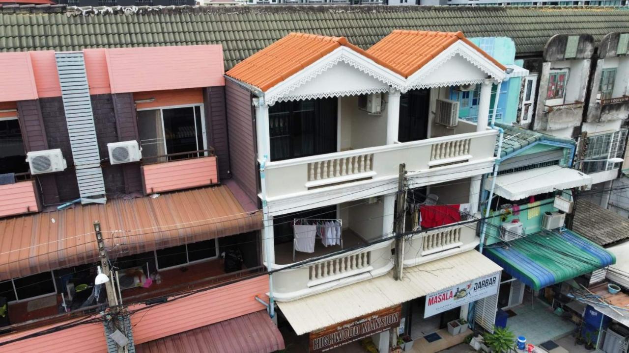 Highwood Mansion Bed & Breakfast Pattaya Dış mekan fotoğraf